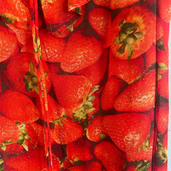 NWT Anthropologie Strawberry Sheer tank - Picture 7 of 7